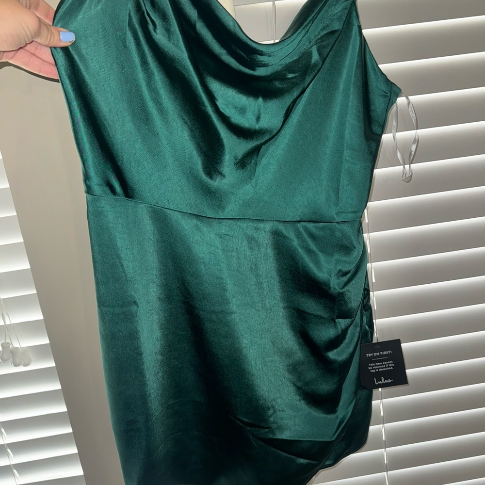 Lulu’s Satin Romper NWT